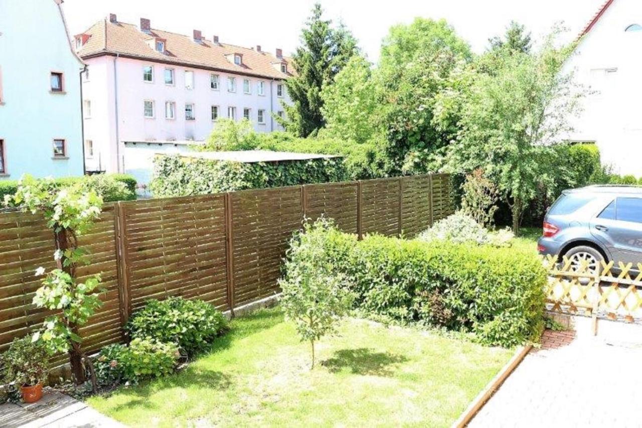 Ferienwohnung Tschitschmann Наумбург Екстериор снимка