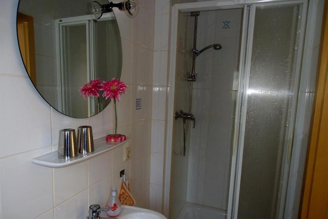 Ferienwohnung Tschitschmann Наумбург Екстериор снимка